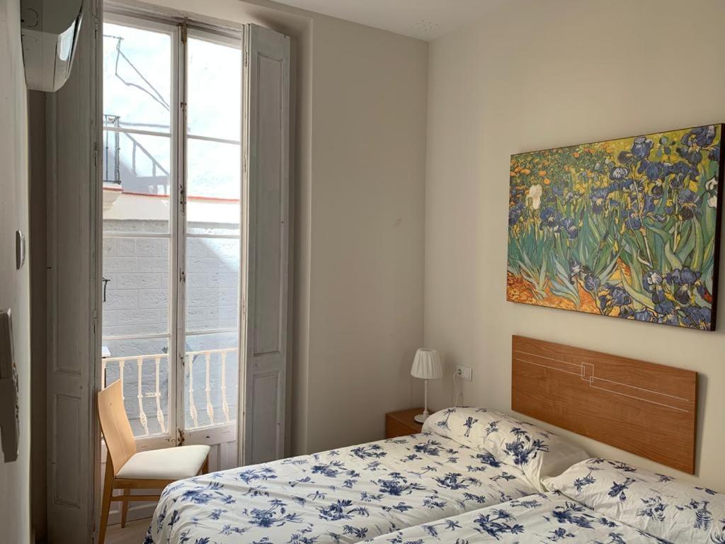 Apartamentos Valverde Cadiz 1 - A Buitenkant foto