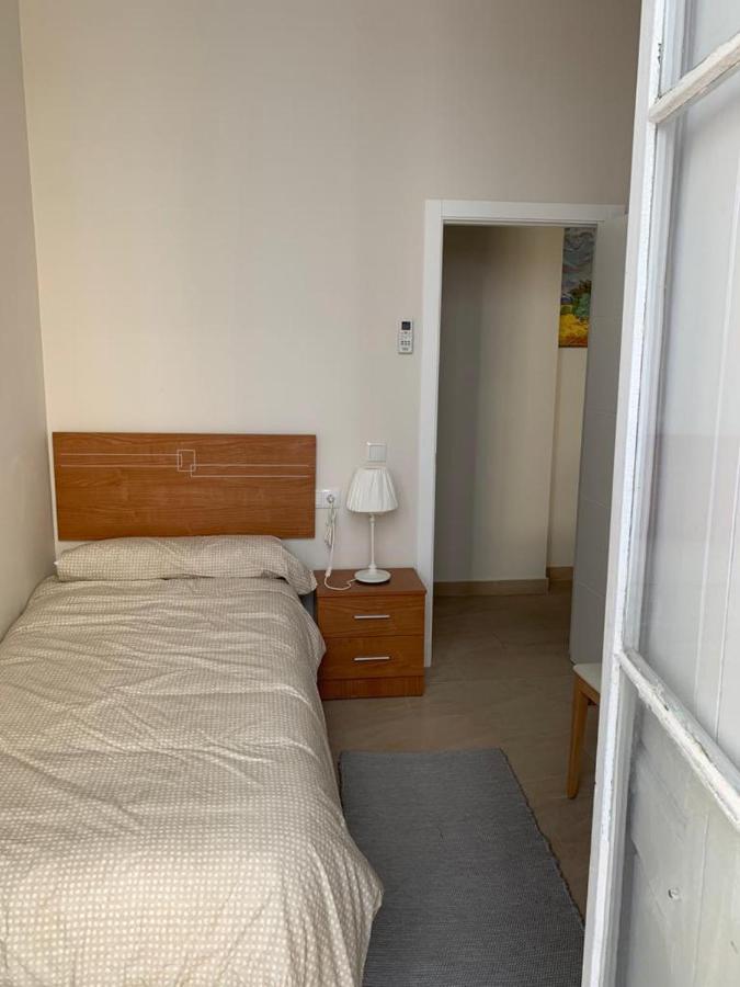 Apartamentos Valverde Cadiz 1 - A Buitenkant foto